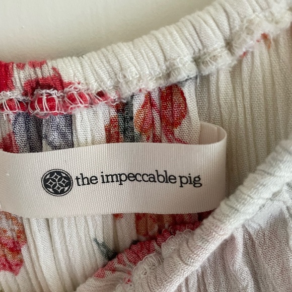 Impeccable Pig boutique romper red floral on white size S - Picture 3 of 6